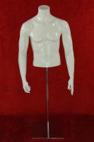 M�nnertorso wei� gl�nzend