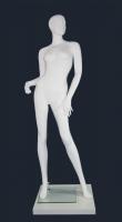 Schaufensterpuppe weiblich in wei� / Mannequin