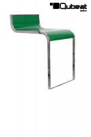2x Grner Barhocker Sitz aus Kunststoff mit Design Chromfusttze Sitzflche Lehne Barhockersitz