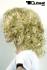 Blonde Kurzhaarpercke mit lockigem Haar