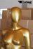 Goldene Schaufensterpuppe ohne Gesicht