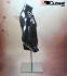 Kopfloser schwarzer Torso B-Ware