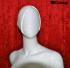 Weibliche Schaufensterpuppe / Mannequin faceless white shining