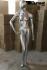 Weibliche Schaufensterpuppe, silber mit angewickeltem Arm