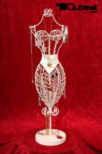 Beige jewellery rack