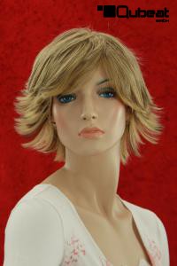 Blonde Kurzhaarper�cke mit Str�hnchen