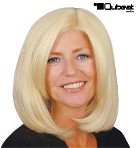 Blonde Percke, mittellang