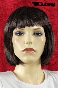Braune Percke im stylischen Kurzhaarlook