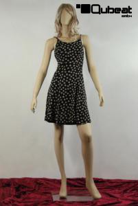 Elegant window mannequin, faceless