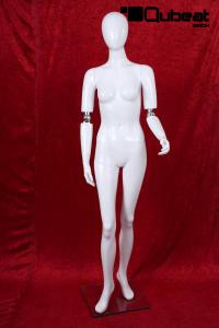 Female window dummy, movable arms, white shining