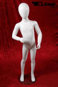 Kinder-Schaufensterpuppe in gl�nzendem wei�, faceless