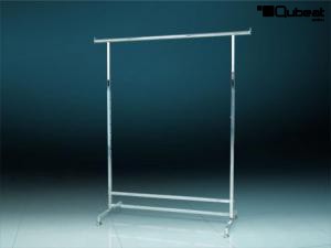 Klassischer Kleiderst�nder Chrom B-Ware