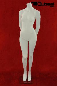 Schchternde, weibliche Schaufensterpuppe headless wei