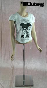 Skin colored female torso headless