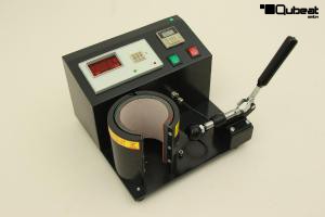 Tassenpresse mit zylindrischem Heitzelement
