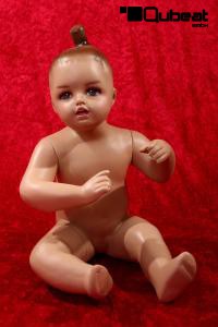 Weibliche Kinder - Schaufensterpuppe mit Gesicht