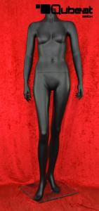 Weibliche Schaufensterfigur, headless