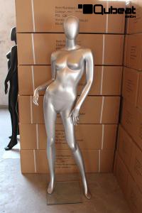 Weibliche Schaufensterpuppe gesichtslos silber Schaufensterfigur Mannequin