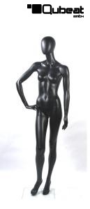 Weibliche Schaufensterpuppe schwarz matt mit angewickeltem Arm