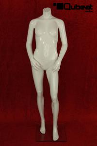 Weibliche Schaufensterpuppe wei glnzend headless