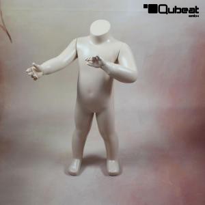 Window dummy, child, skin coloured