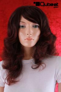 Wonderful red brown wig with a stylish long hairstyle
